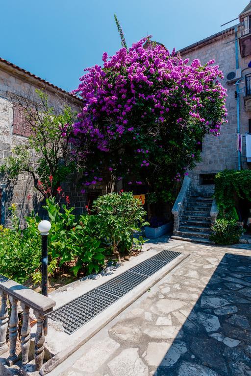 Celine'S Place By The Sea Kotor Exterior foto