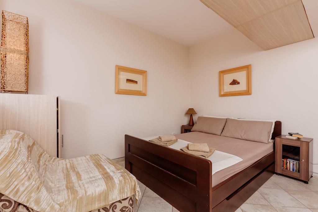 Celine'S Place By The Sea Kotor Exterior foto
