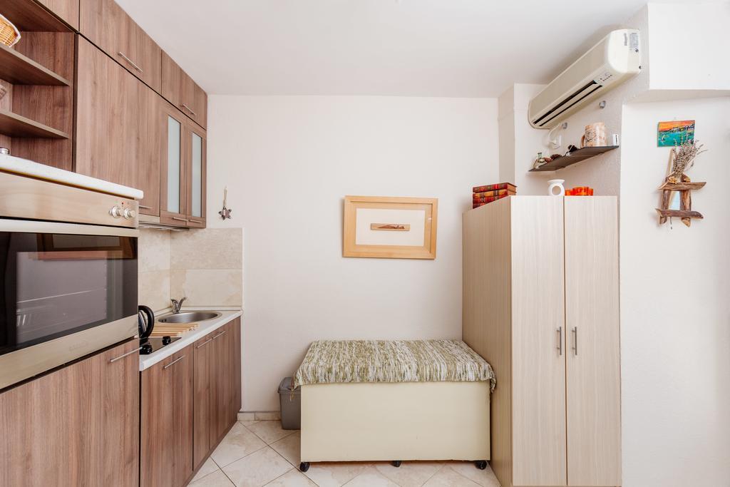 Celine'S Place By The Sea Kotor Exterior foto