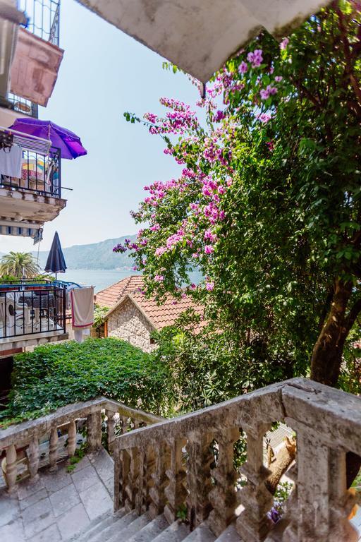 Celine'S Place By The Sea Kotor Exterior foto